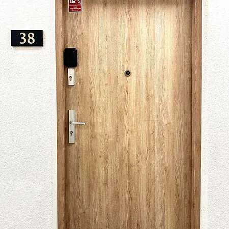 Zarembowicza 37 - Self Check-in 20h - Parking &lift 아파트 *