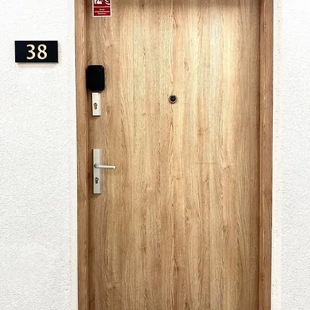 Zarembowicza 37 - Self Check-in 20h - Parking &lift Lägenhet *